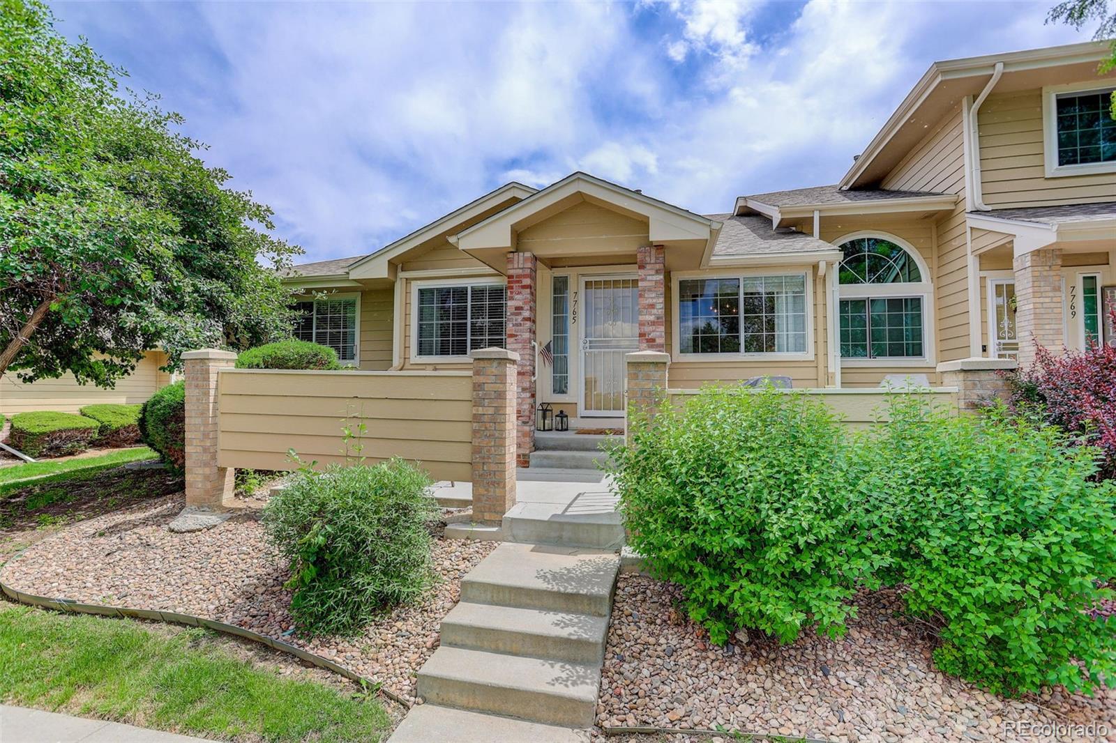  Broomfield Home | MLS #: 33018317765 W 90th Drive, Broomfield Beds: 2 Baths: 2 Price: $425,000