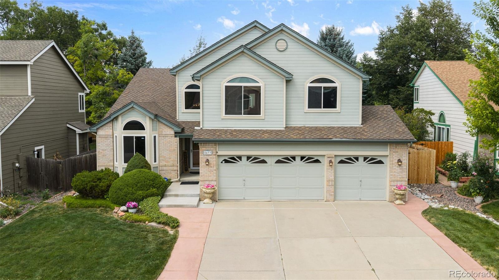  Arvada Home | MLS #: 74659528433  Owens Court, Arvada Beds: 4 Baths: 3 Price: $825,000