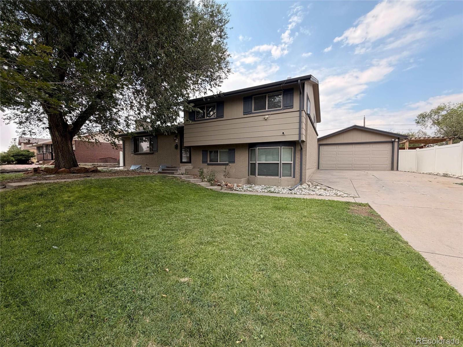 945  Dearborn Street, aurora&nbsp; House Search MLS Picture
