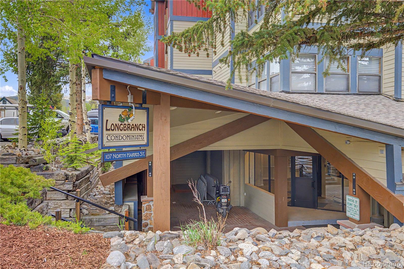  Breckenridge Condo / Townhome | MLS #: 3869274107  Harris Street 209, Breckenridge Beds: 1 Baths: 1 Price: $585,000