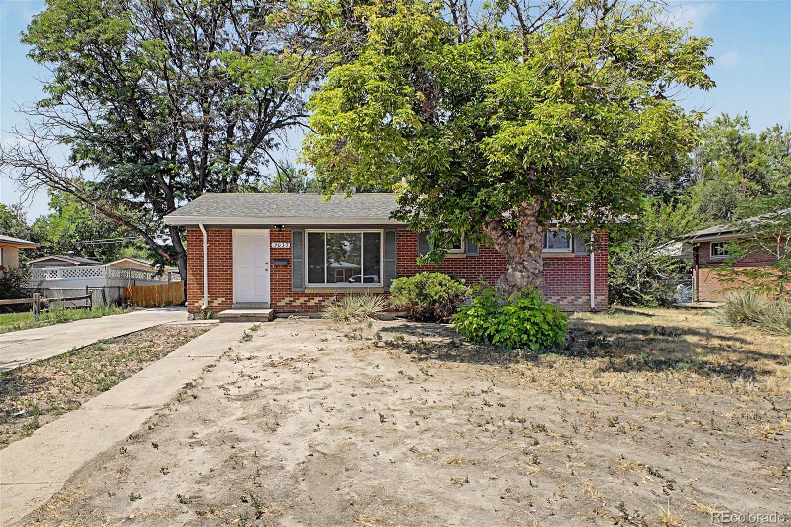 aurora&nbsp; House Search Picture