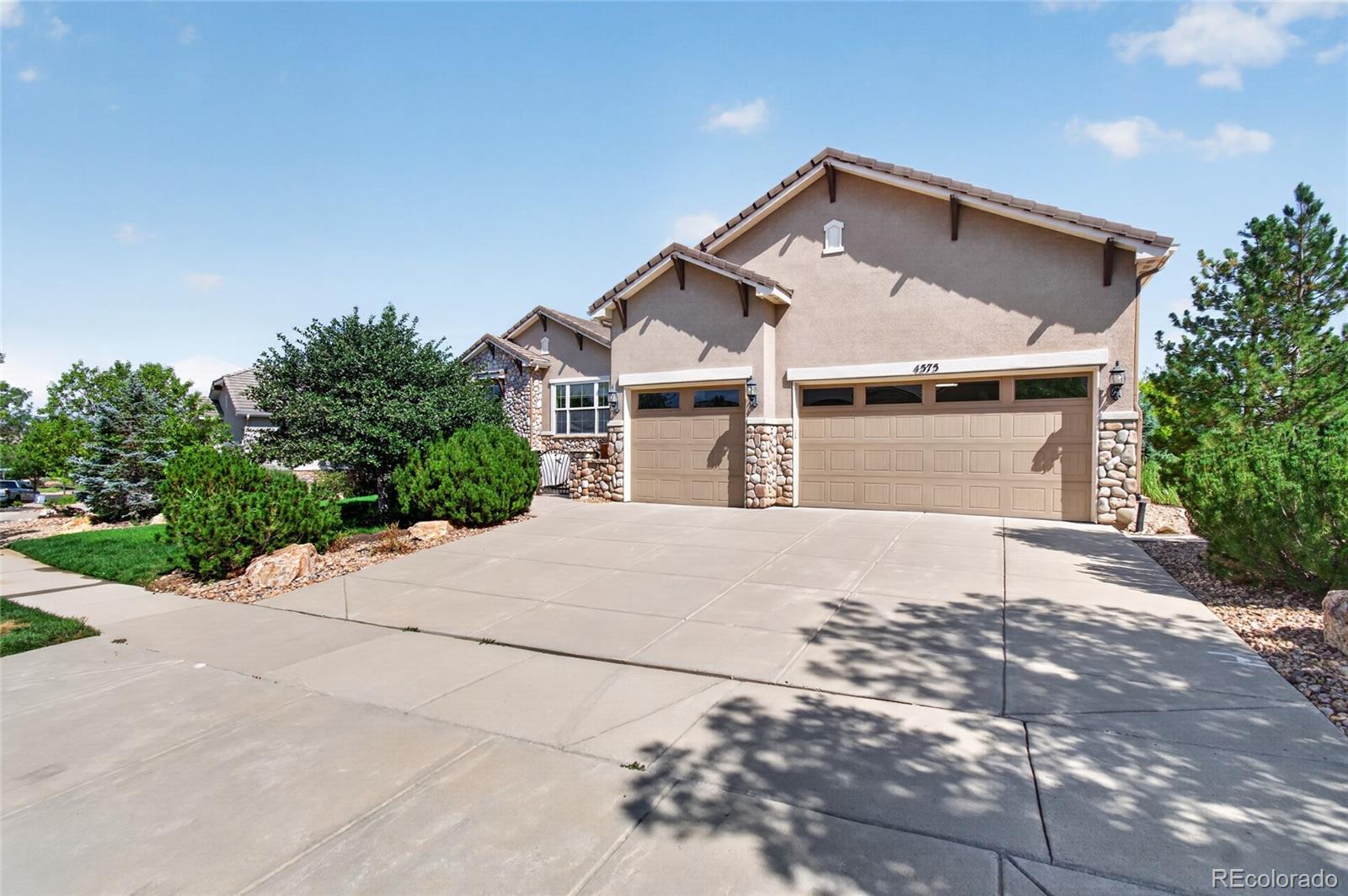  Broomfield Home | MLS #: 54318674575  Silver Mountain Loop, Broomfield Beds: 2 Baths: 3 Price: $1,349,000