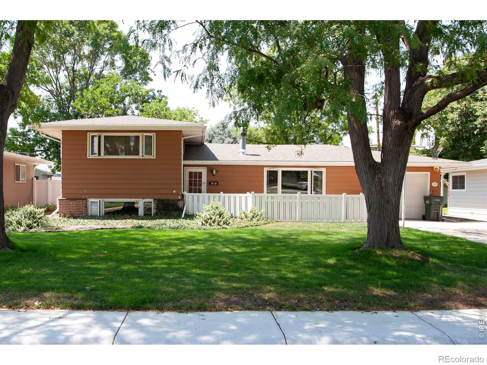 910 S 10th Avenue, sterling&nbsp; House Search MLS Picture