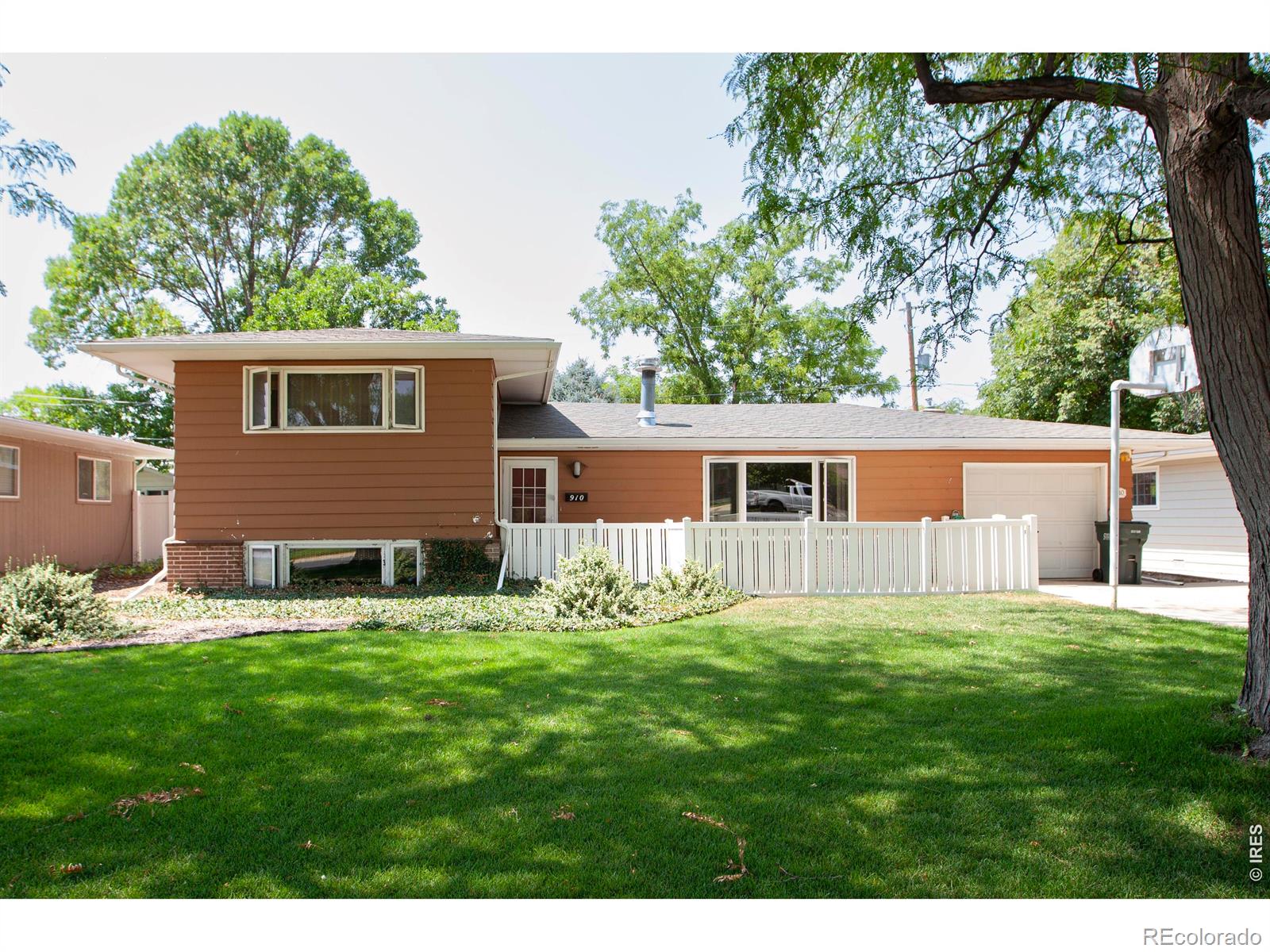 910 S 10th Avenue, sterling&nbsp; House Search MLS Picture