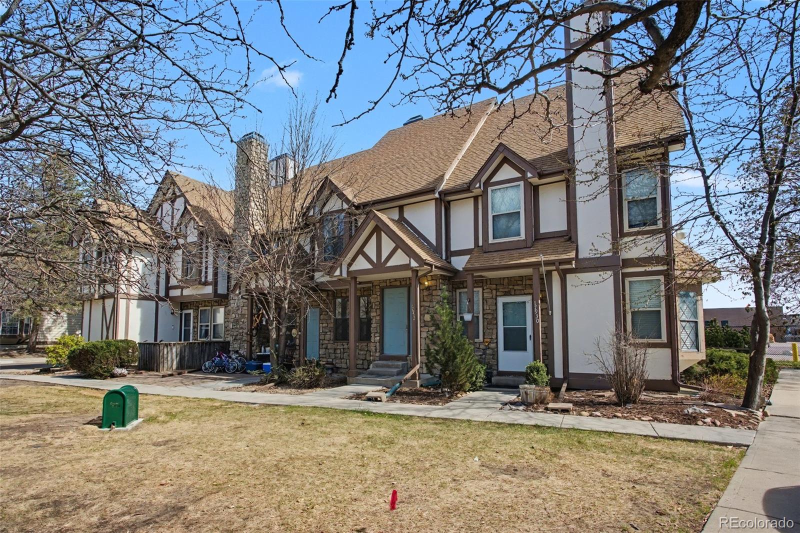  Parker Home | MLS #: 516136417932  Becket Drive, Parker Beds: 2 Baths: 1 Price: $249,000