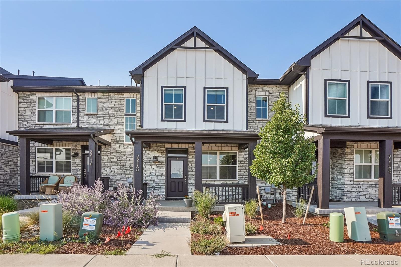  Aurora Condo / Townhome | MLS #: 192457222160 E 8th Avenue , Aurora Beds: 3 Baths: 3 Price: $405,000