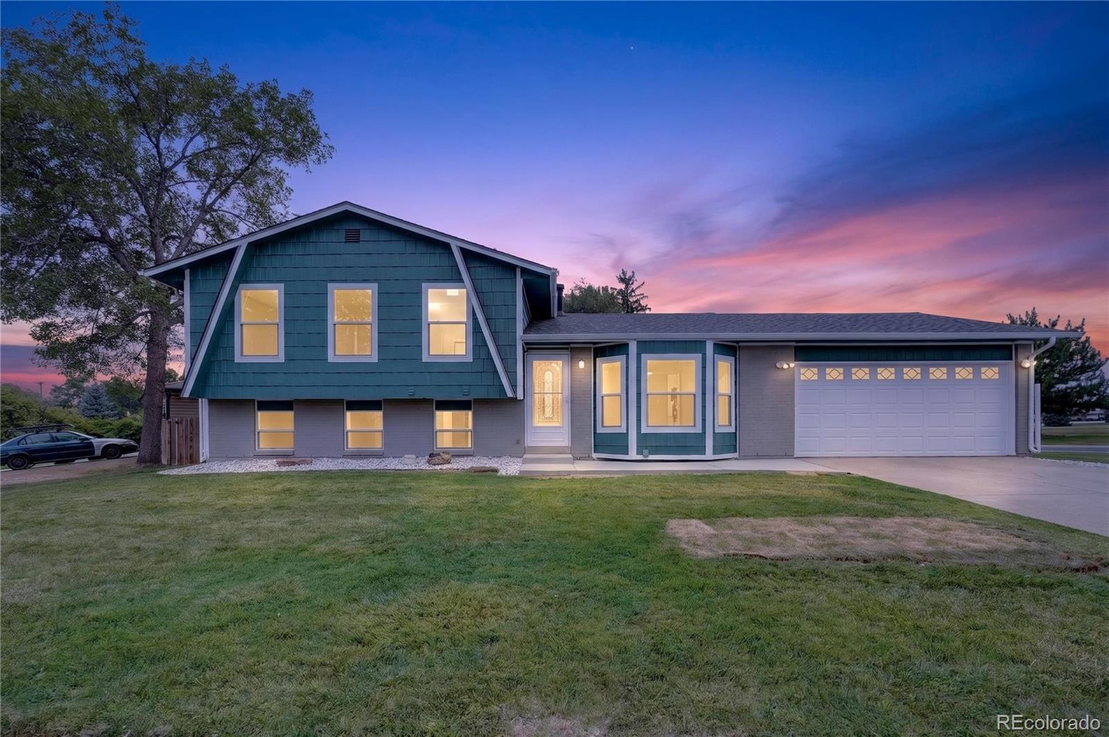  Arvada Home | MLS #: 75695998494 W 74th Place, Arvada Beds: 5 Baths: 4 Price: $749,900