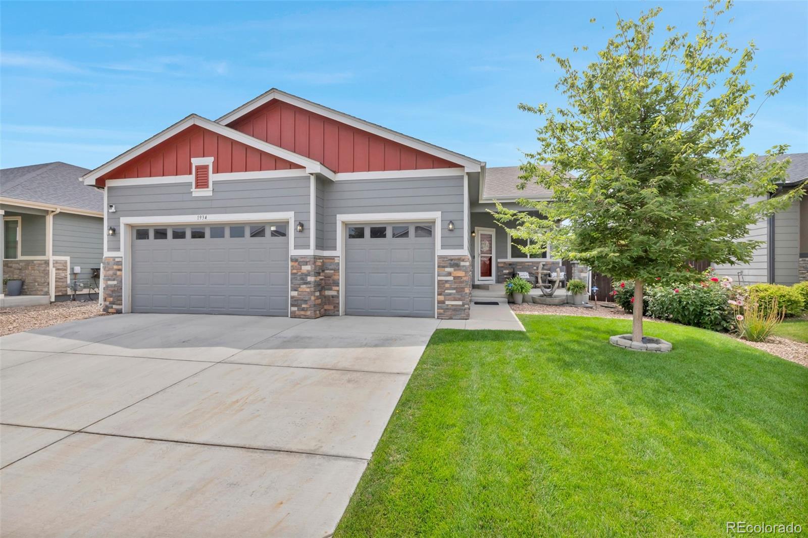 Colony Pointe Milliken Home | MLS #: 59045441934  Saddleback Drive, Milliken Beds: 3 Baths: 2 Price: $480,000