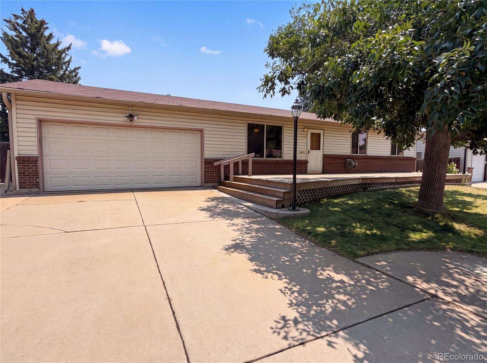  Arvada Home | MLS #: 16104357160  Van Gordon Street, Arvada Beds: 3 Baths: 2 Price: $575,000