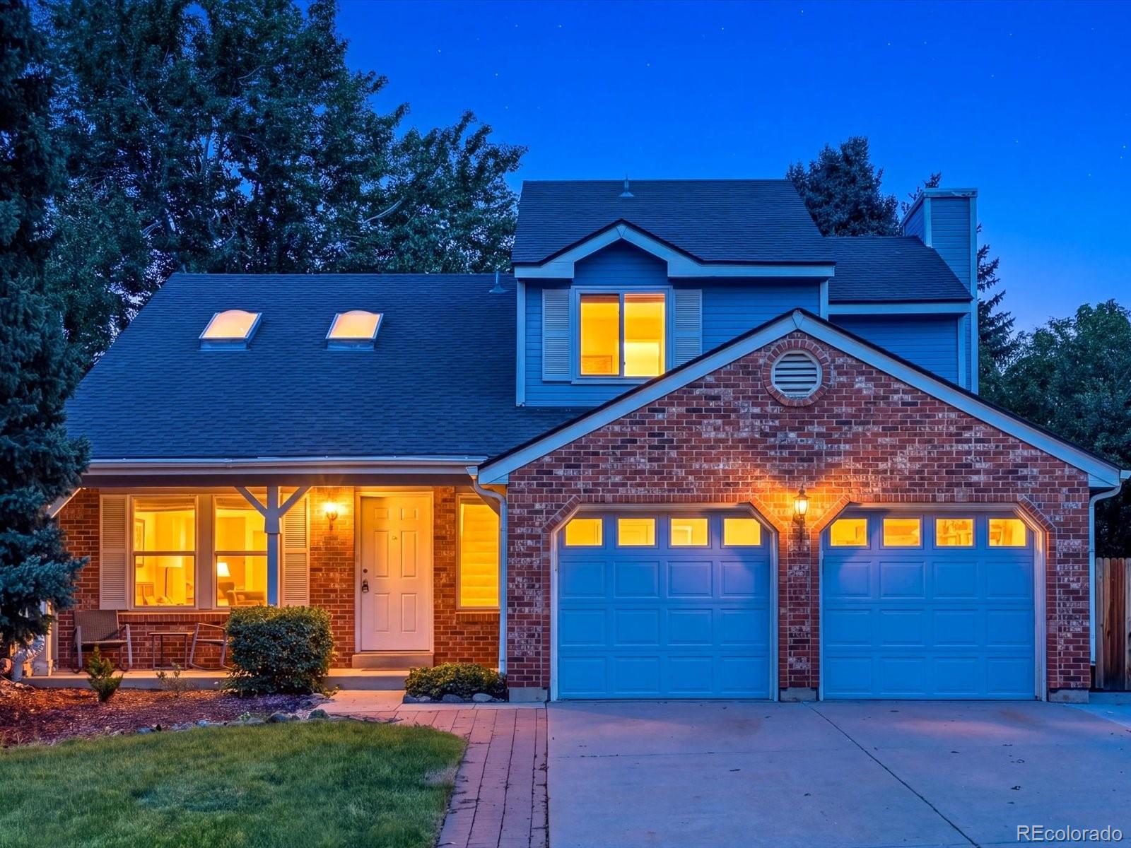 Aurora Home | MLS #: 629424014737 E Wagon Trail Drive, Aurora Beds: 4 Baths: 4 Price: $606,000