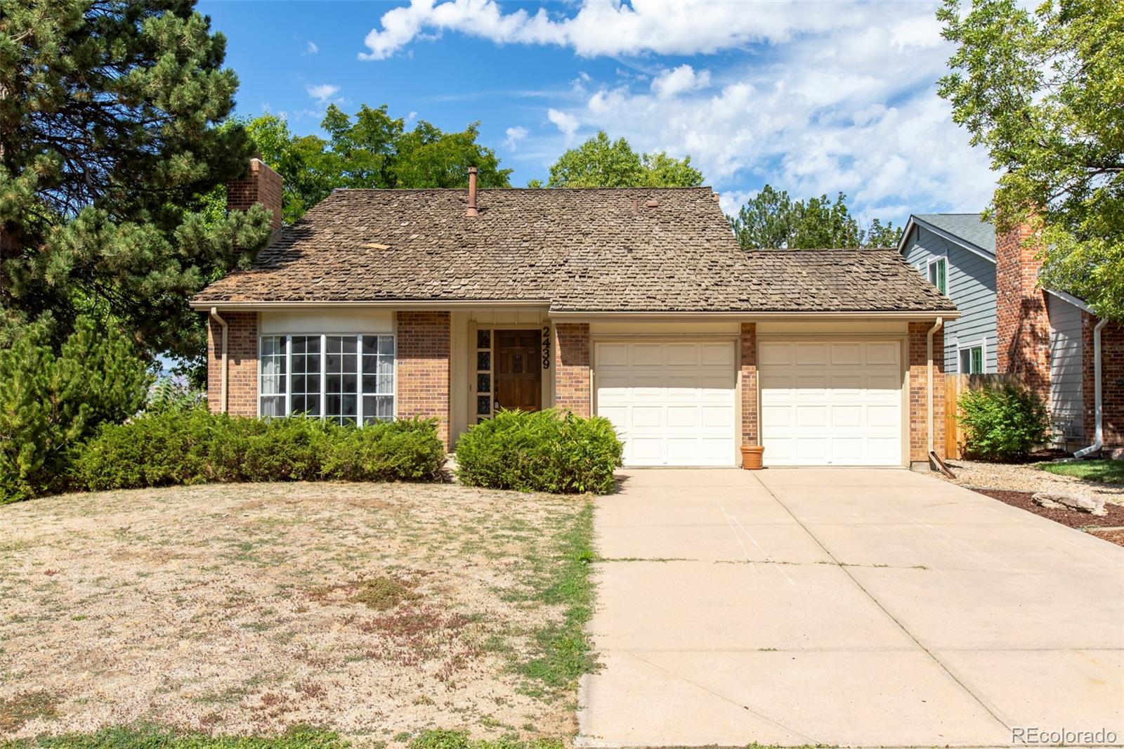  Littleton Home | MLS #: 78466252439 W Kettle Circle, Littleton Beds: 3 Baths: 3 Price: $624,900