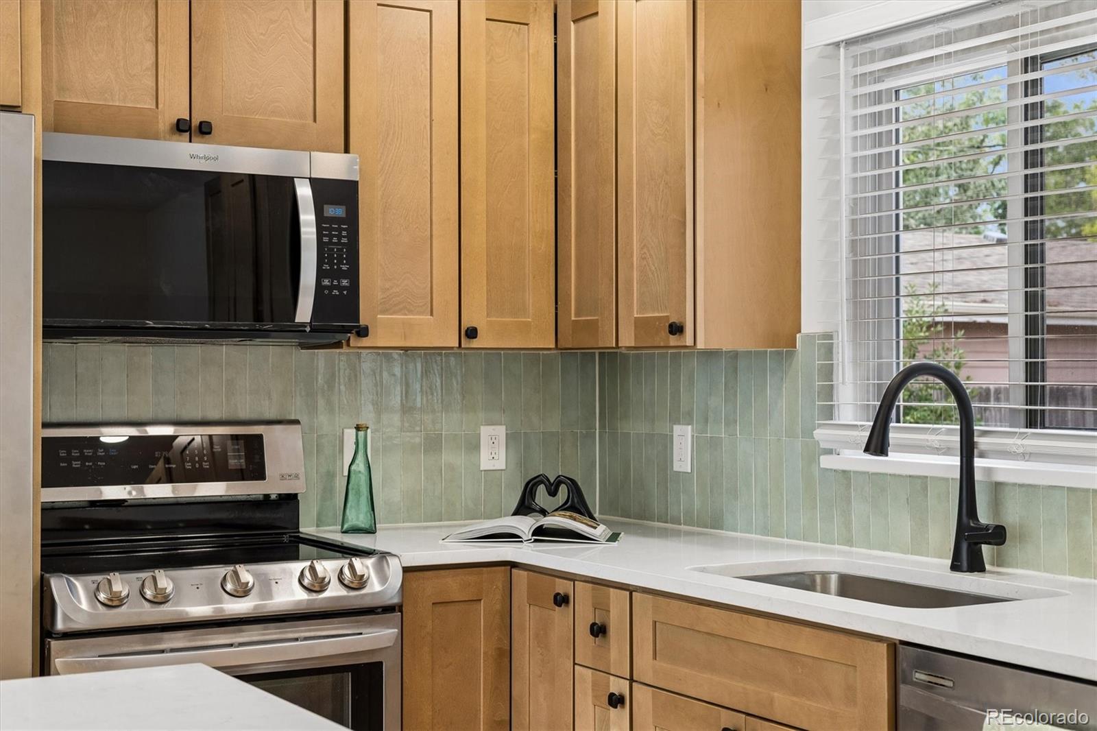 2557  Kendall Street, edgewater&nbsp; House Search MLS Picture