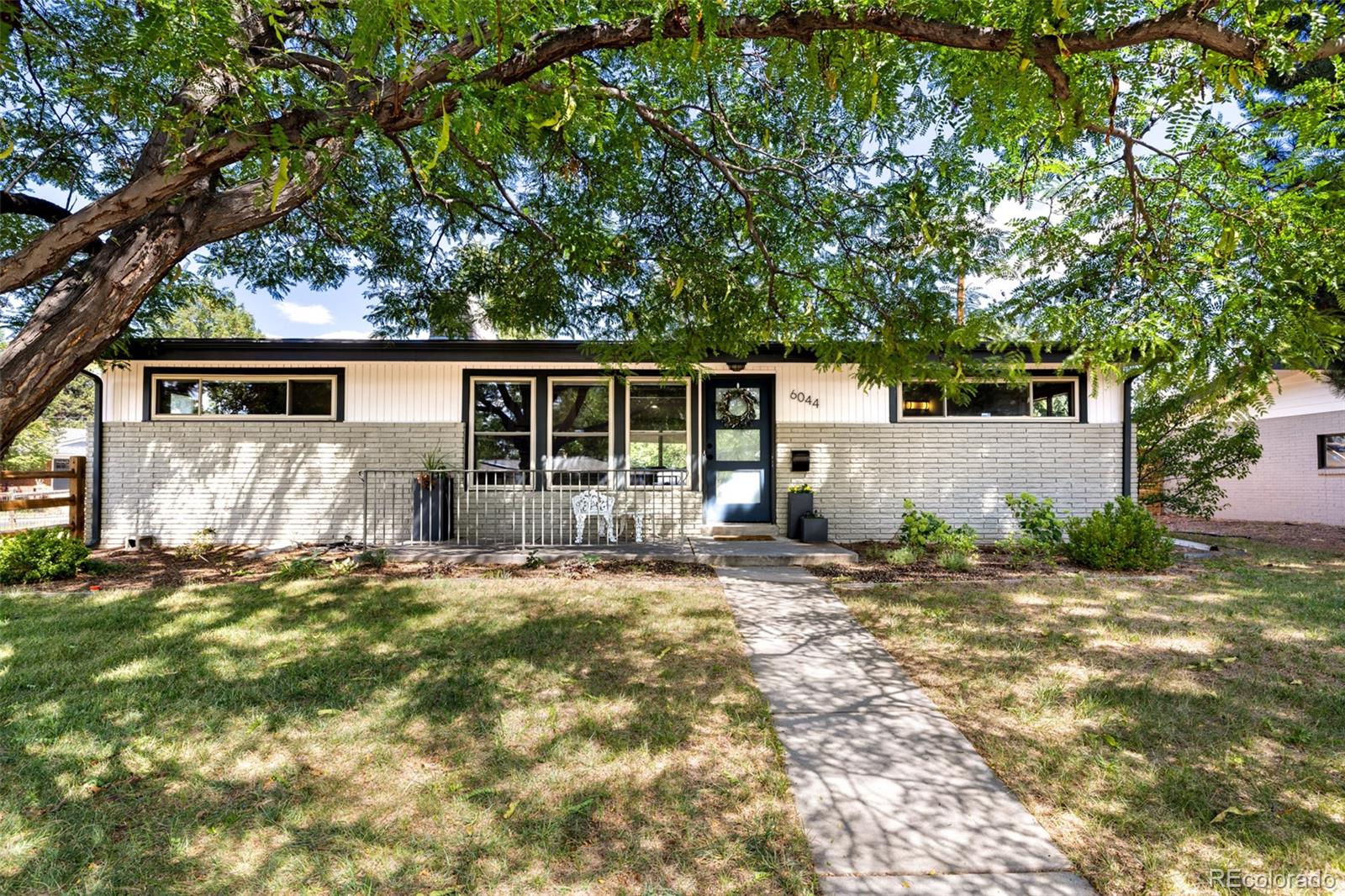  Littleton Home | MLS #: 19776426044 S Fairfield Street, Littleton Beds: 3 Baths: 2 Price: $639,000