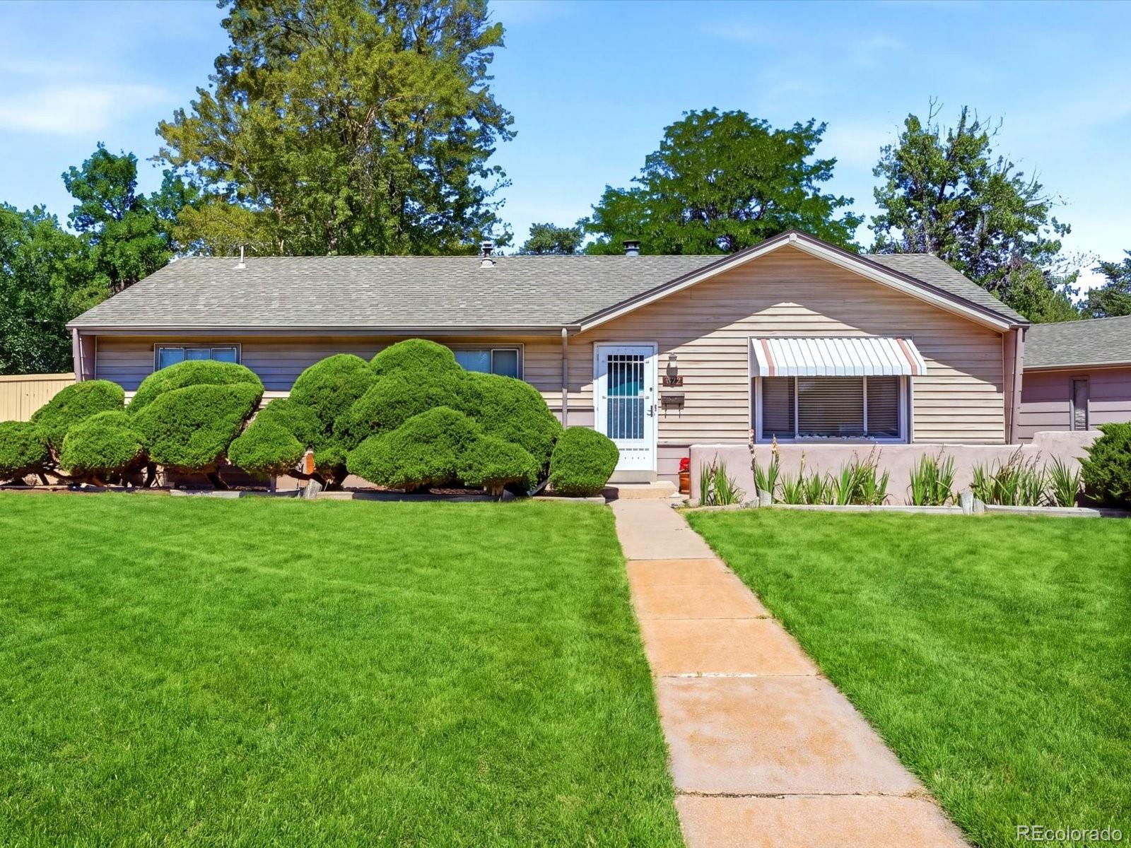 University Hills Denver Home | MLS #: 51544143415 S Hudson Way, Denver Beds: 3 Baths: 3 Price: $600,000