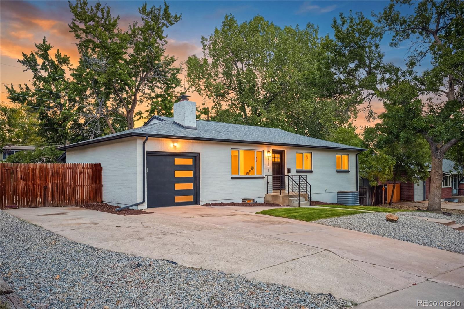  Lakewood Home | MLS #: 178288512291 W Dakota Drive, Lakewood Beds: 5 Baths: 3 Price: $739,000