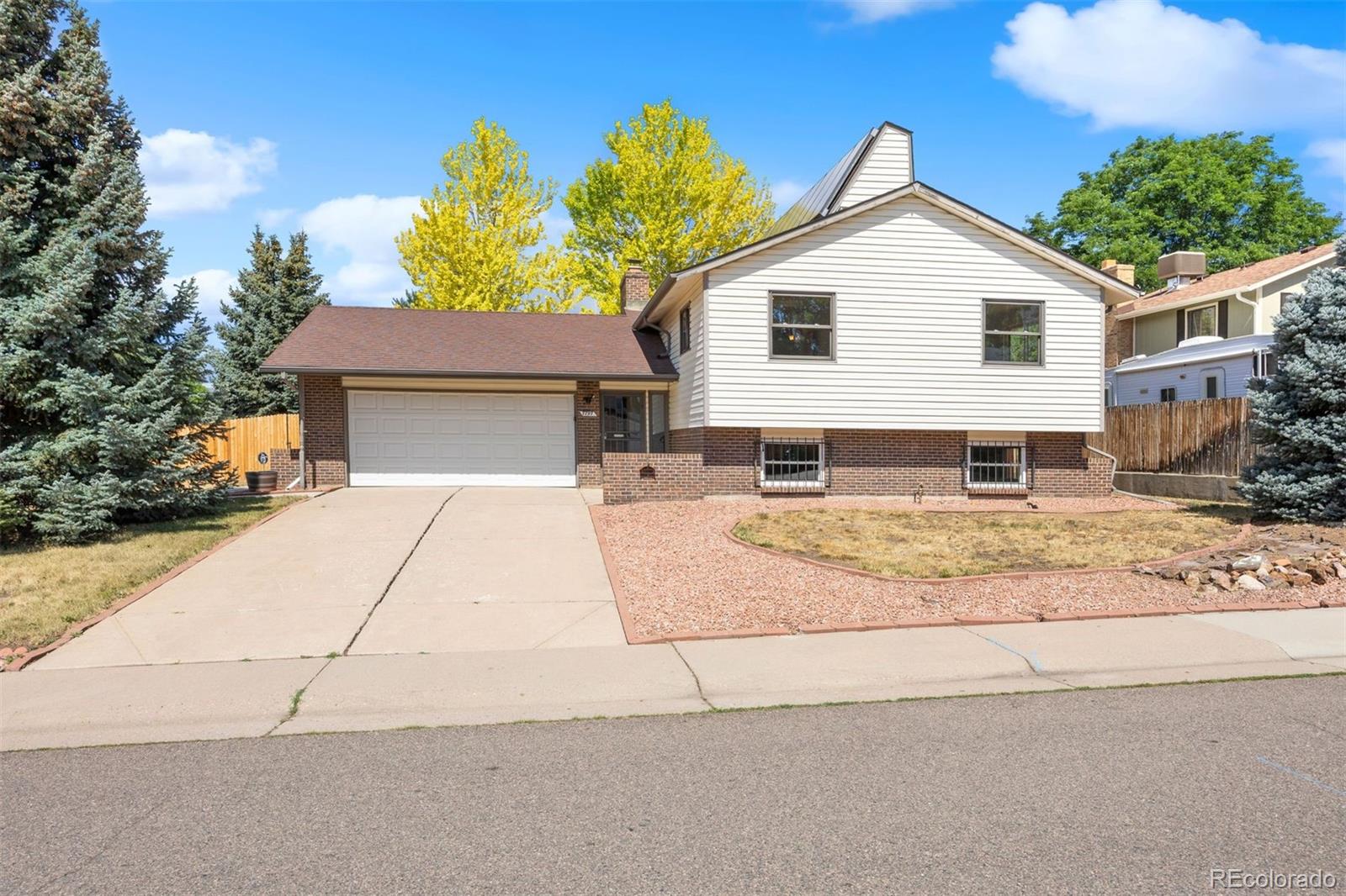 Columbine Littleton Home | MLS #: 65861067797 S Marshall Court, Littleton Beds: 4 Baths: 2 Price: $580,000