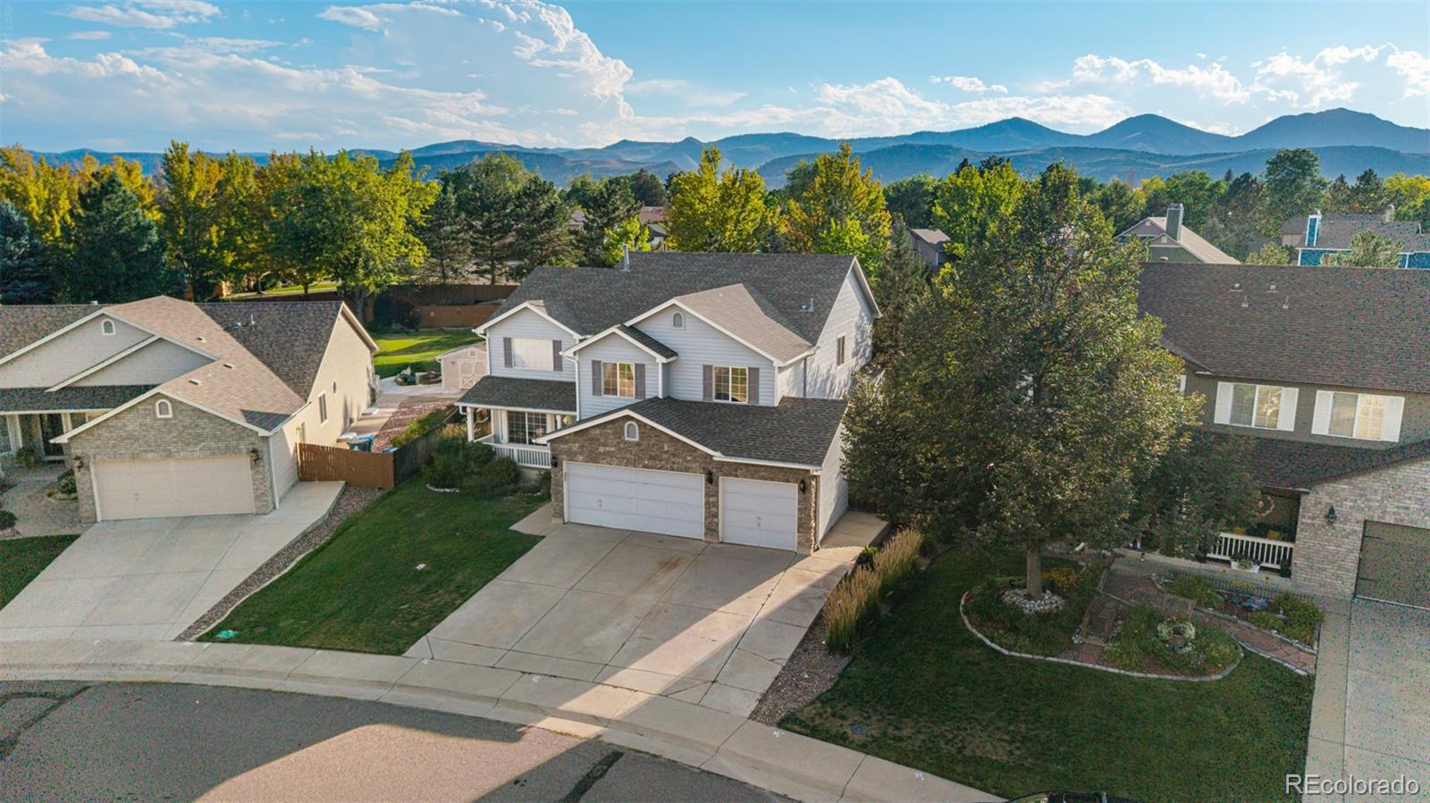  Littleton Home | MLS #: 597594511522 W Prentice Drive, Littleton Beds: 4 Baths: 4 Price: $855,000