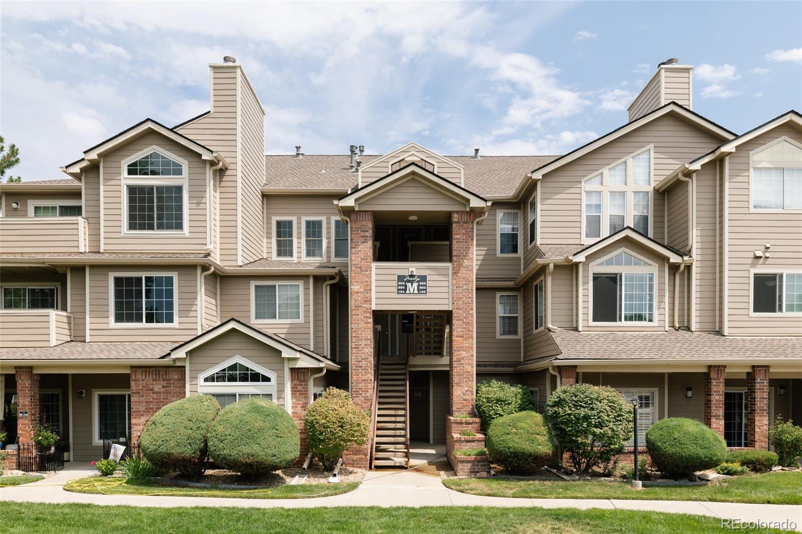 Marston Lake Littleton Condo / Townhome | MLS #: 23239194760 S Wadsworth Boulevard M106, Littleton Beds: 1 Baths: 1 Price: $300,000