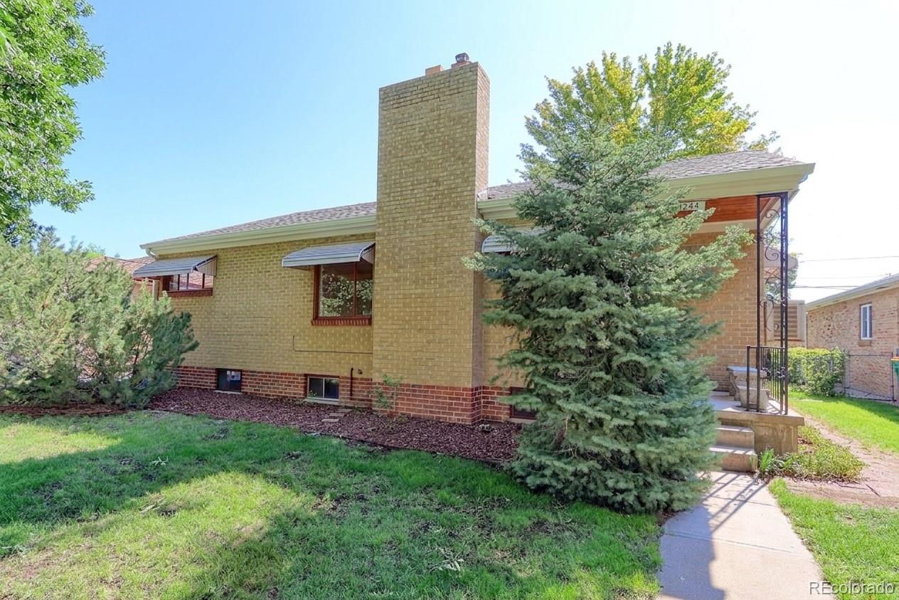  Englewood Home | MLS #: 85575924344 S Acoma Street, Englewood Beds: 4 Baths: 2 Price: $485,000