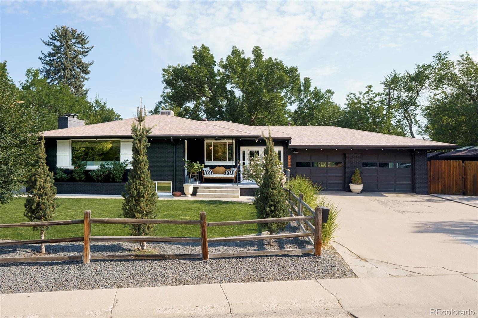  Littleton Home | MLS #: 45643571991 W Caley Avenue, Littleton Beds: 3 Baths: 2 Price: $850,000
