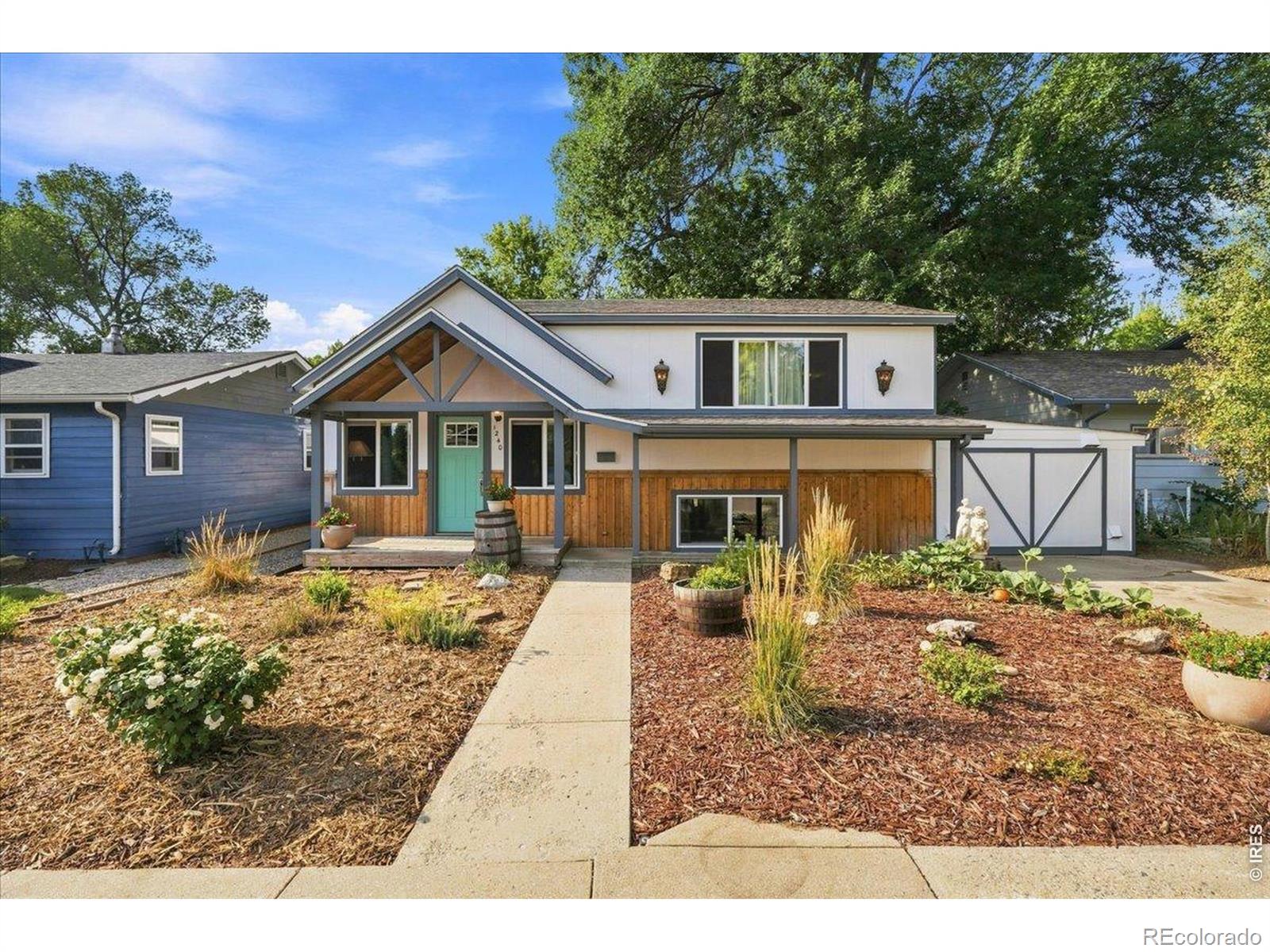 Iowa Loveland Home | MLS #: 45678910663521240 E 2nd Street, Loveland Beds: 3 Baths: 1 Price: $459,000