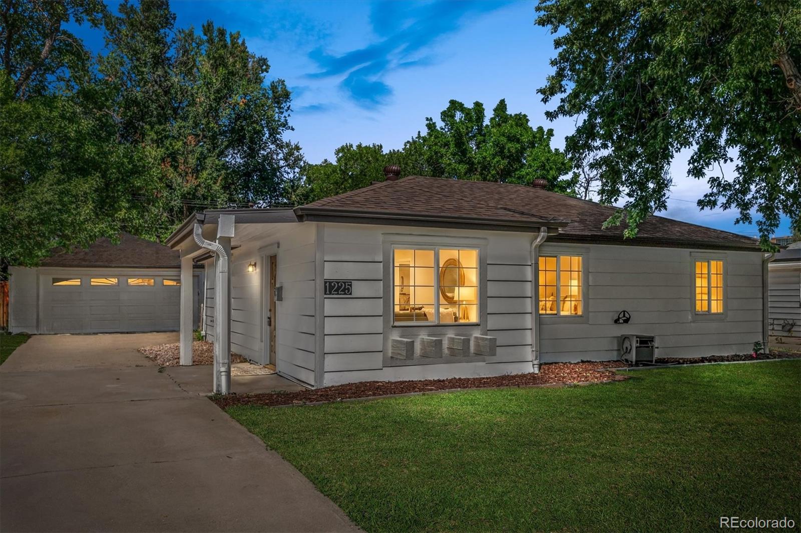 aurora&nbsp; House Search Picture