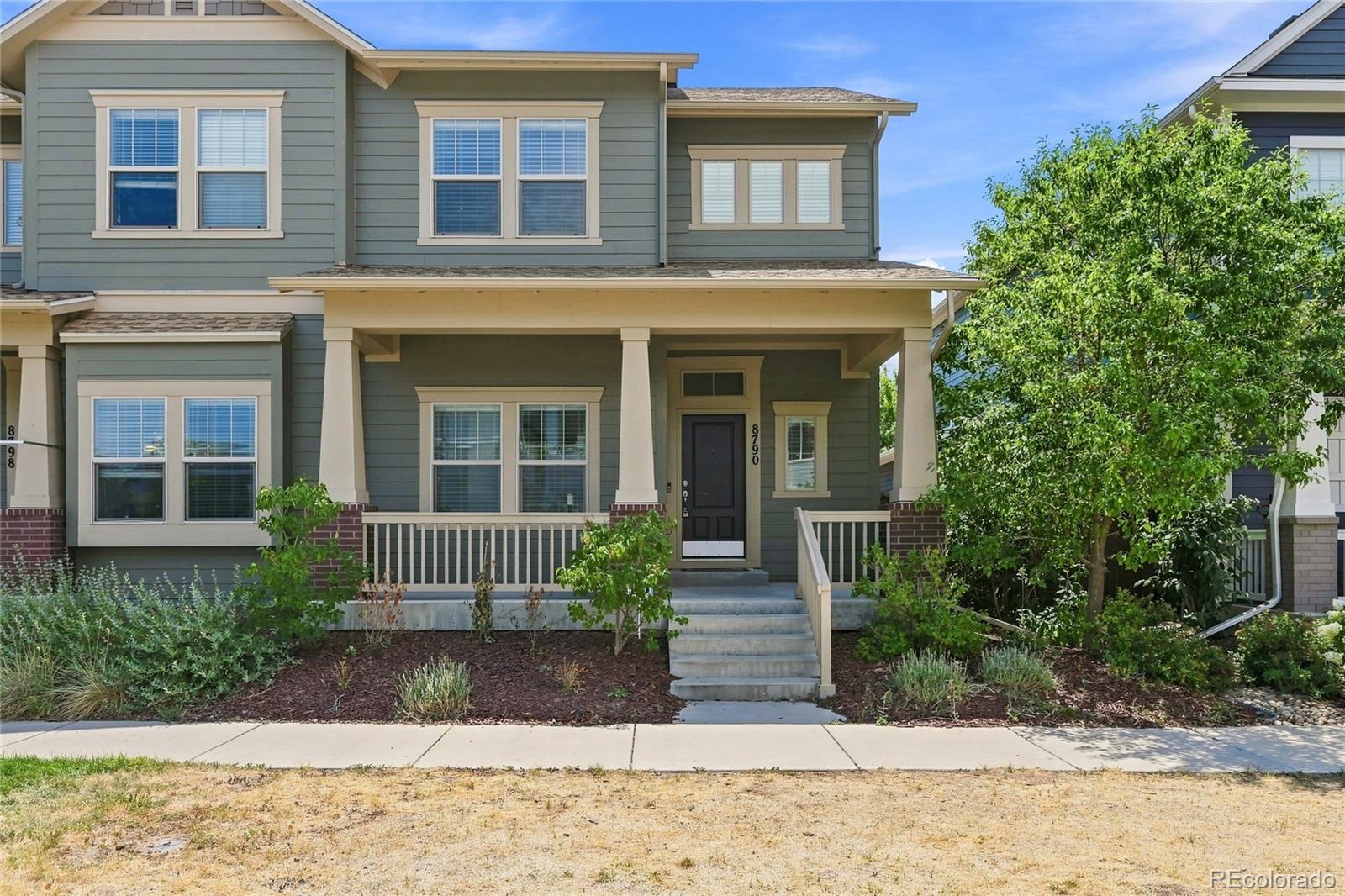  Denver Condo / Townhome | MLS #: 92894308790 E 54th Place , Denver Beds: 3 Baths: 4 Price: $679,000