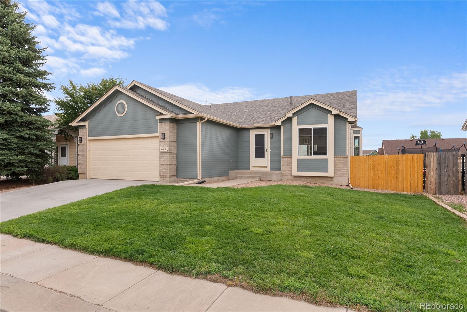  Fountain Home | MLS #: 6241802890  Candlestar Loop, Fountain Beds: 5 Baths: 3 Price: $454,900