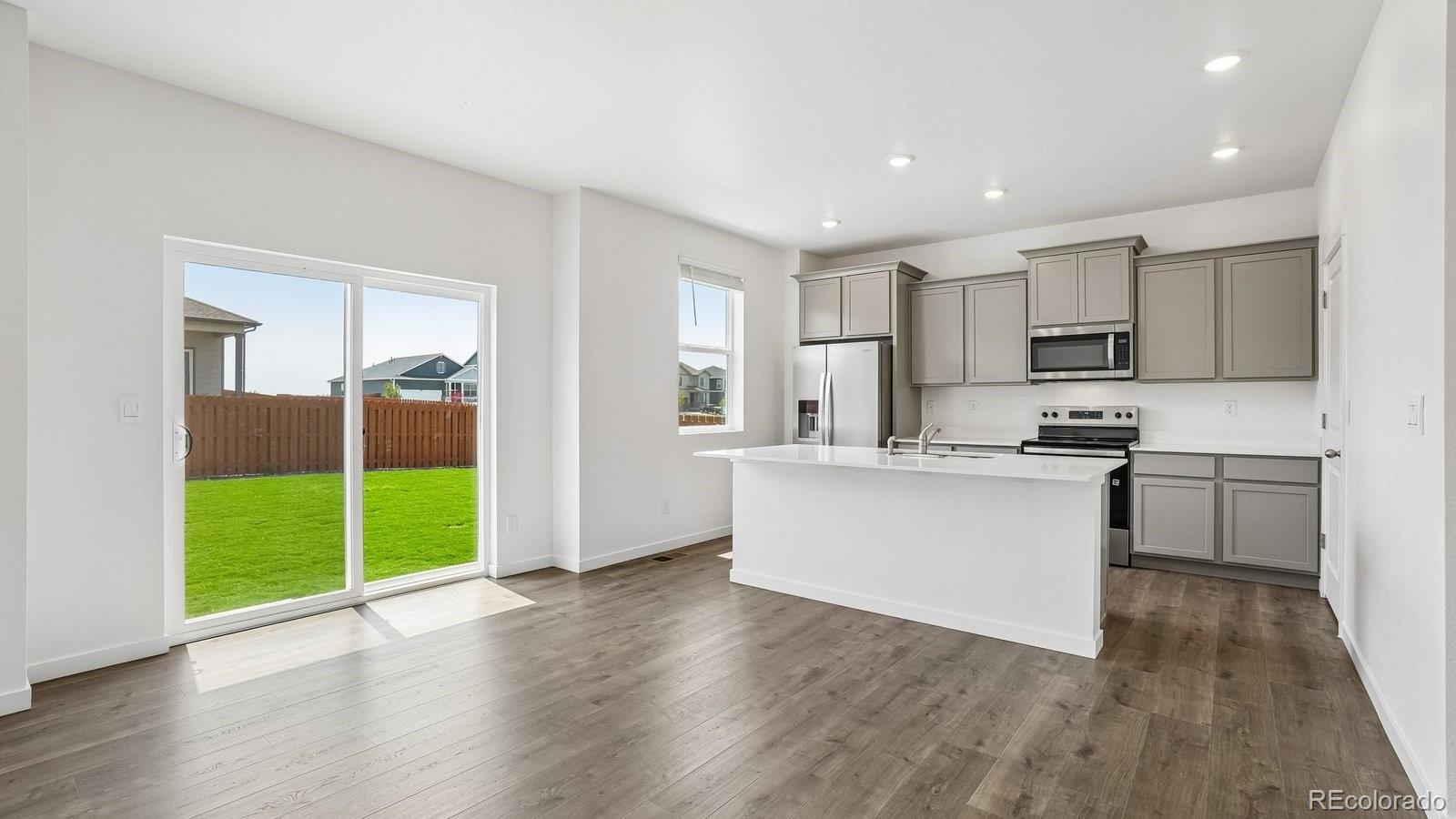 43113  Castle Stuart Street, elizabeth&nbsp; House Search MLS Picture