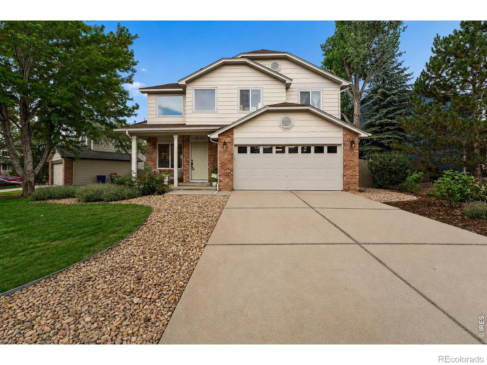  Superior Home | MLS #: 45678910664371510  Stoneham Street, Superior Beds: 3 Baths: 3 Price: $842,500