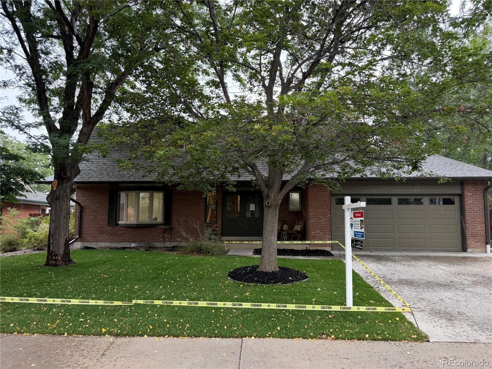  Lakewood Home | MLS #: 40188649329 W Baltic Drive, Lakewood Beds: 5 Baths: 4 Price: $875,000