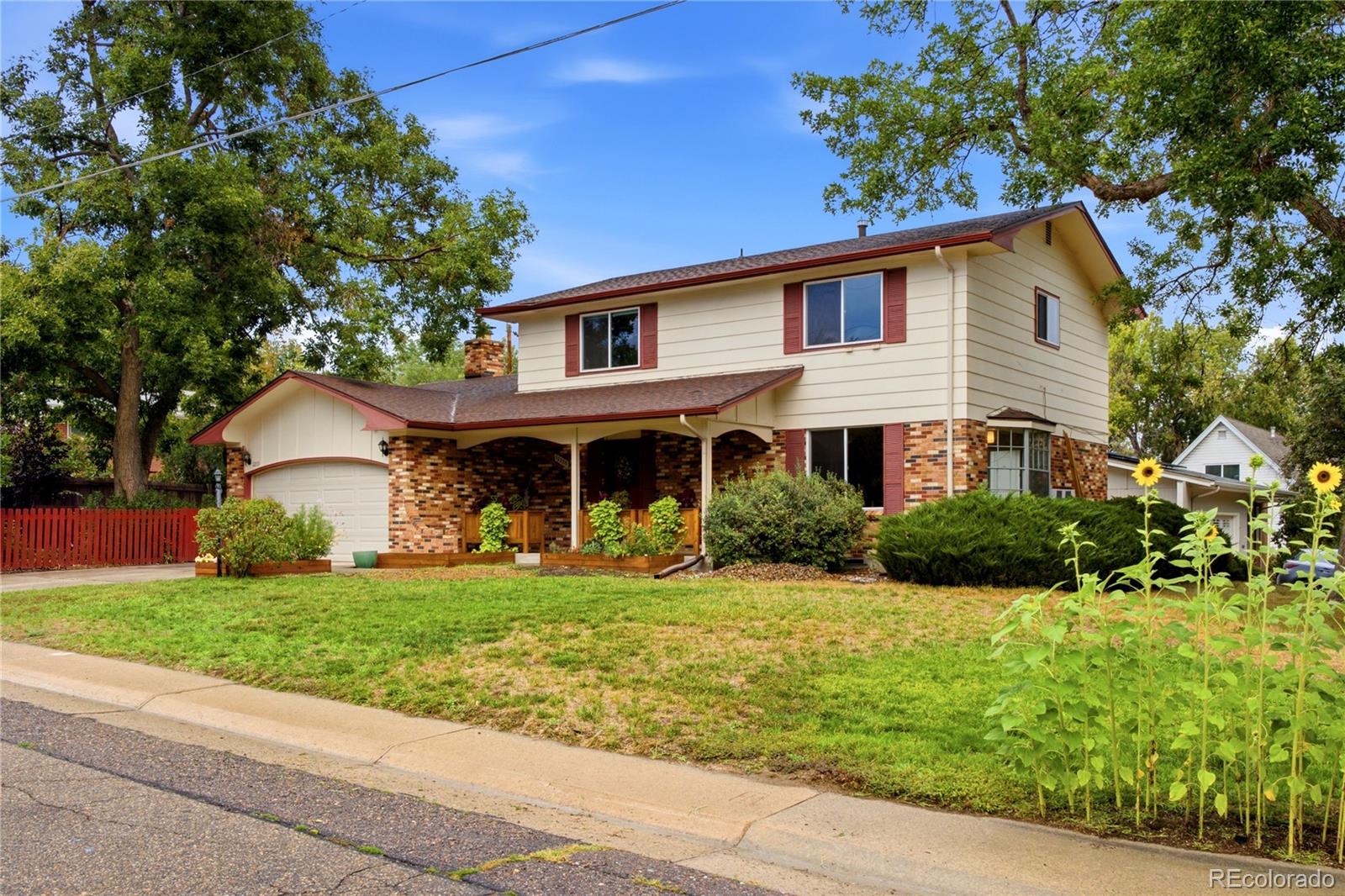 Allendale Arvada Home | MLS #: 625186312235 W 61st Avenue, Arvada Beds: 3 Baths: 3 Price: $635,000