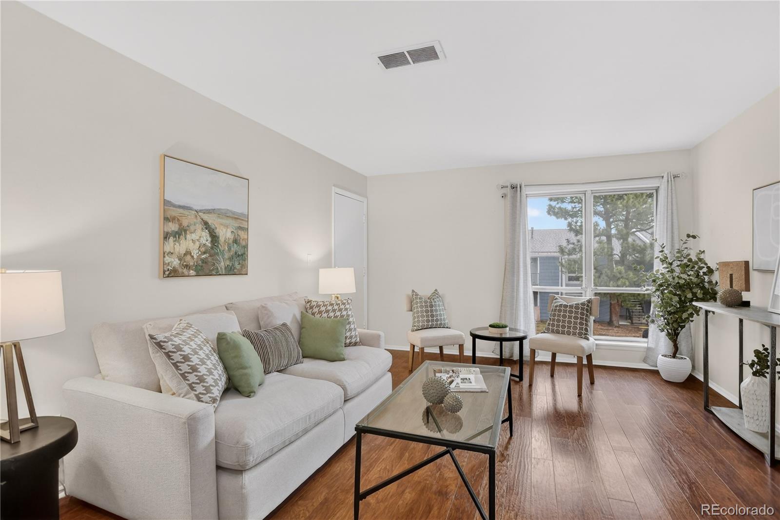  Centennial Condo / Townhome | MLS #: 89006657205 S Gaylord Street F15, Centennial Beds: 2 Baths: 2 Price: $274,999