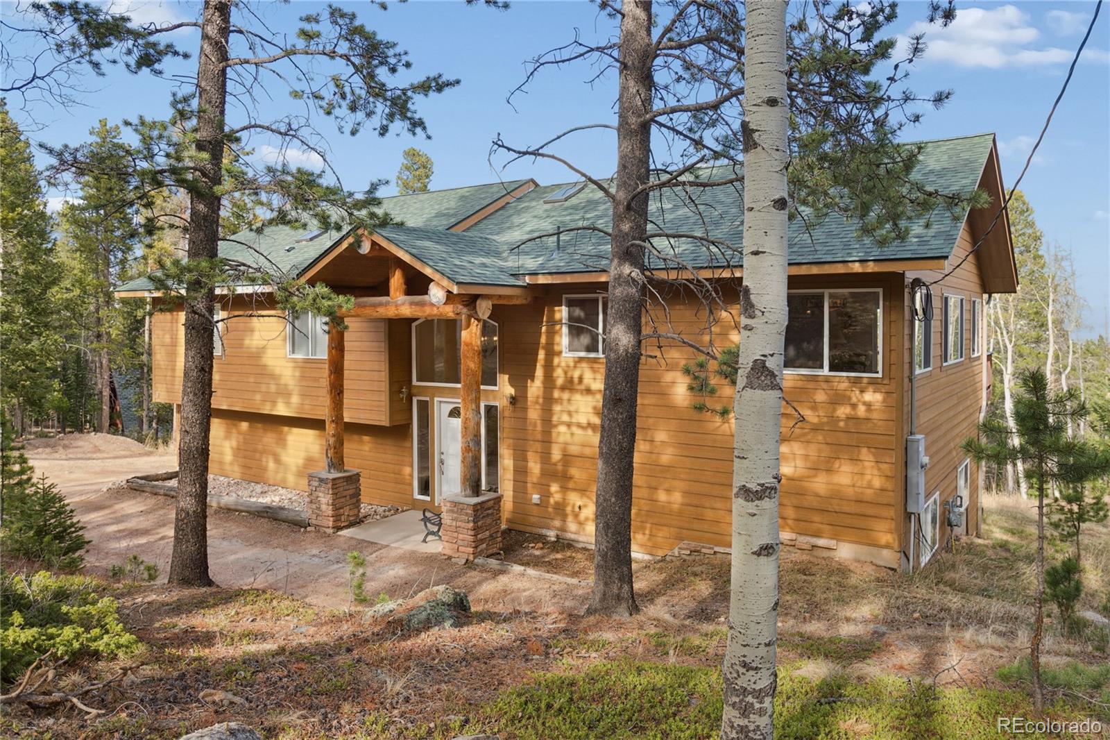  Evergreen Home | MLS #: 65581908  Yuma Trail, Evergreen Beds: 4 Baths: 3 Price: $725,000