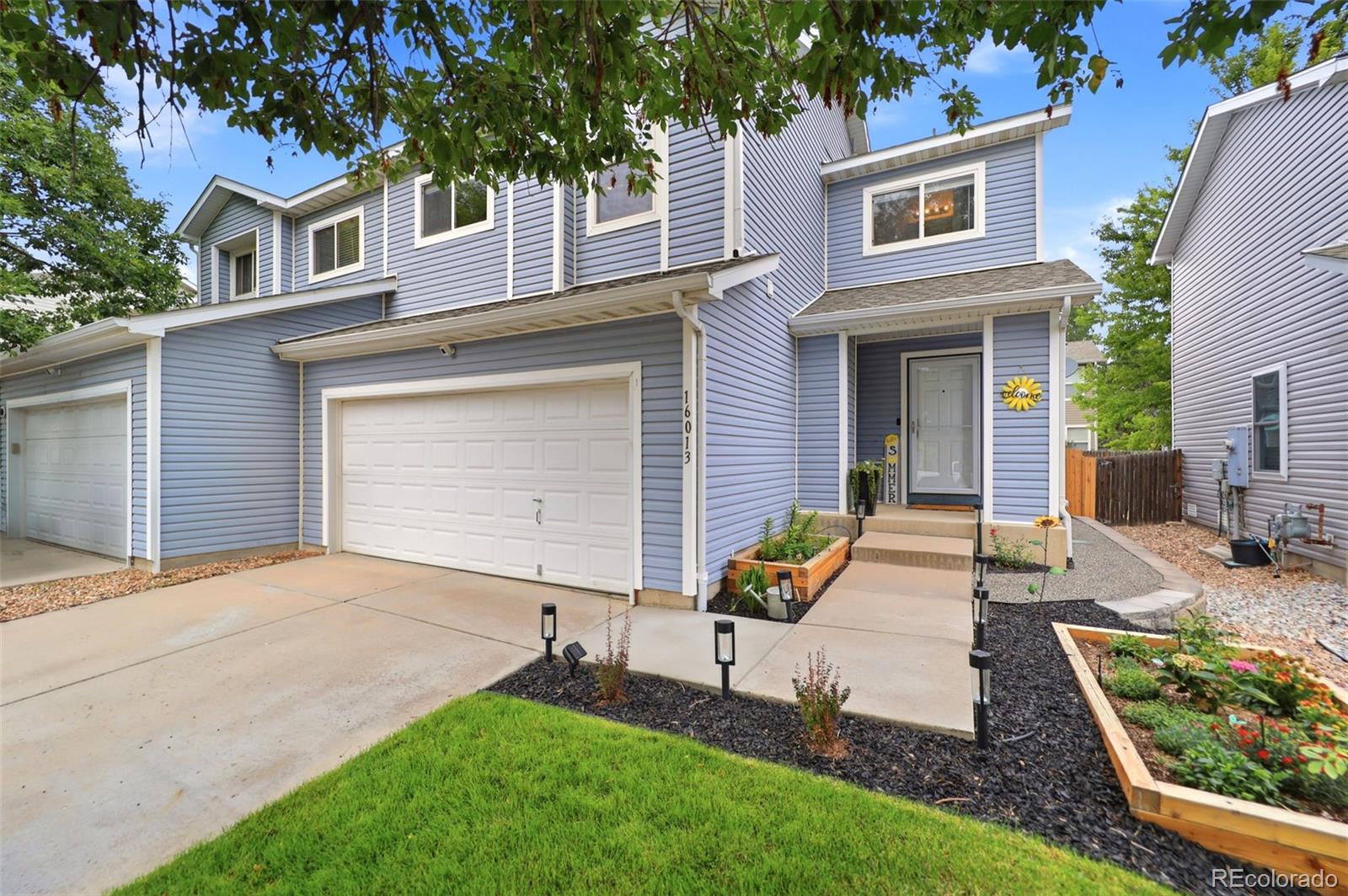  Englewood Condo / Townhome | MLS #: 226545116013 E Nichols Place , Englewood Beds: 3 Baths: 3 Price: $525,000