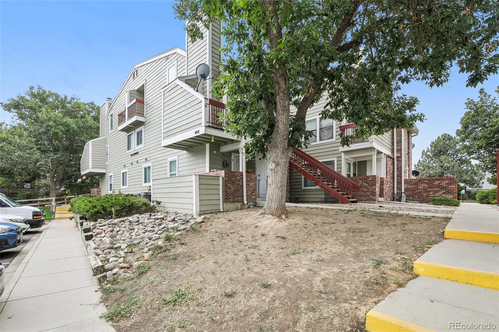 982 S Dearborn Way, aurora&nbsp; House Search MLS Picture