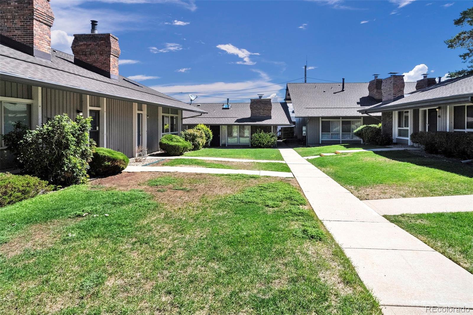  Denver Condo / Townhome | MLS #: 15771776495 E Happy Canyon Road 50, Denver Beds: 3 Baths: 3 Price: $380,000