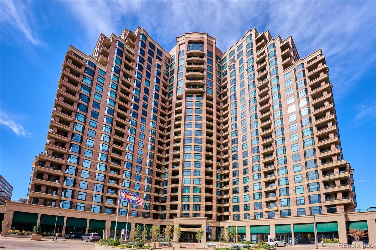  Denver Condo / Townhome | MLS #: 39058808100 E Union Avenue 608, Denver Beds: 2 Baths: 2 Price: $698,500