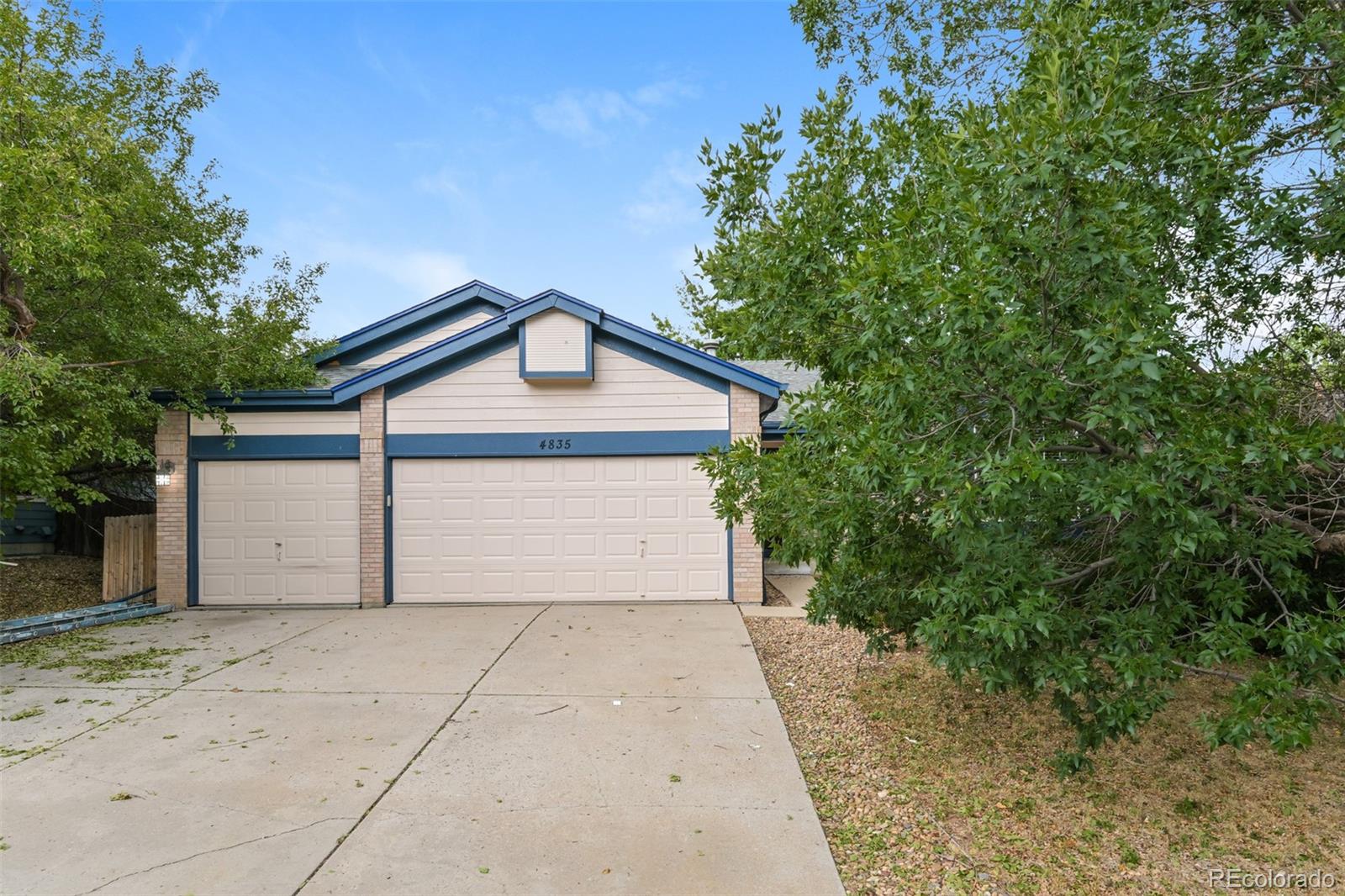  Aurora Home | MLS #: 71708004835 S Danube Way, Aurora Beds: 4 Baths: 3 Price: $580,000