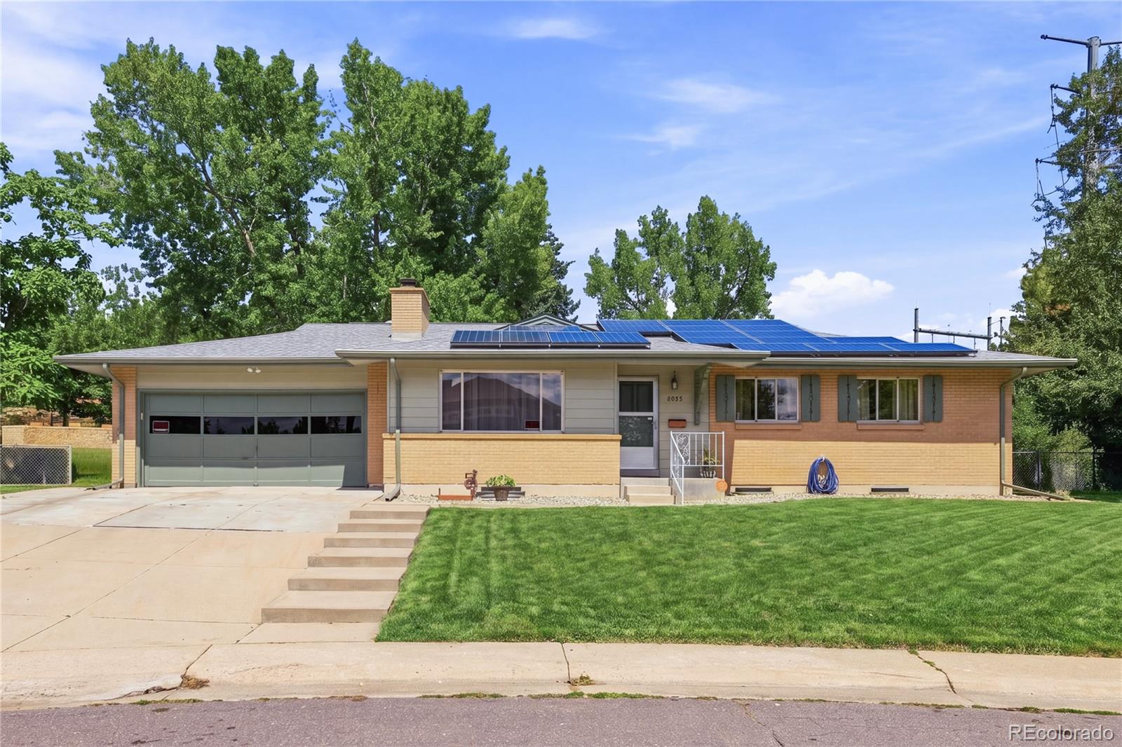 Hutchinson Hills Denver Home | MLS #: 80701258035 E Jefferson Place, Denver Beds: 5 Baths: 3 Price: $669,000
