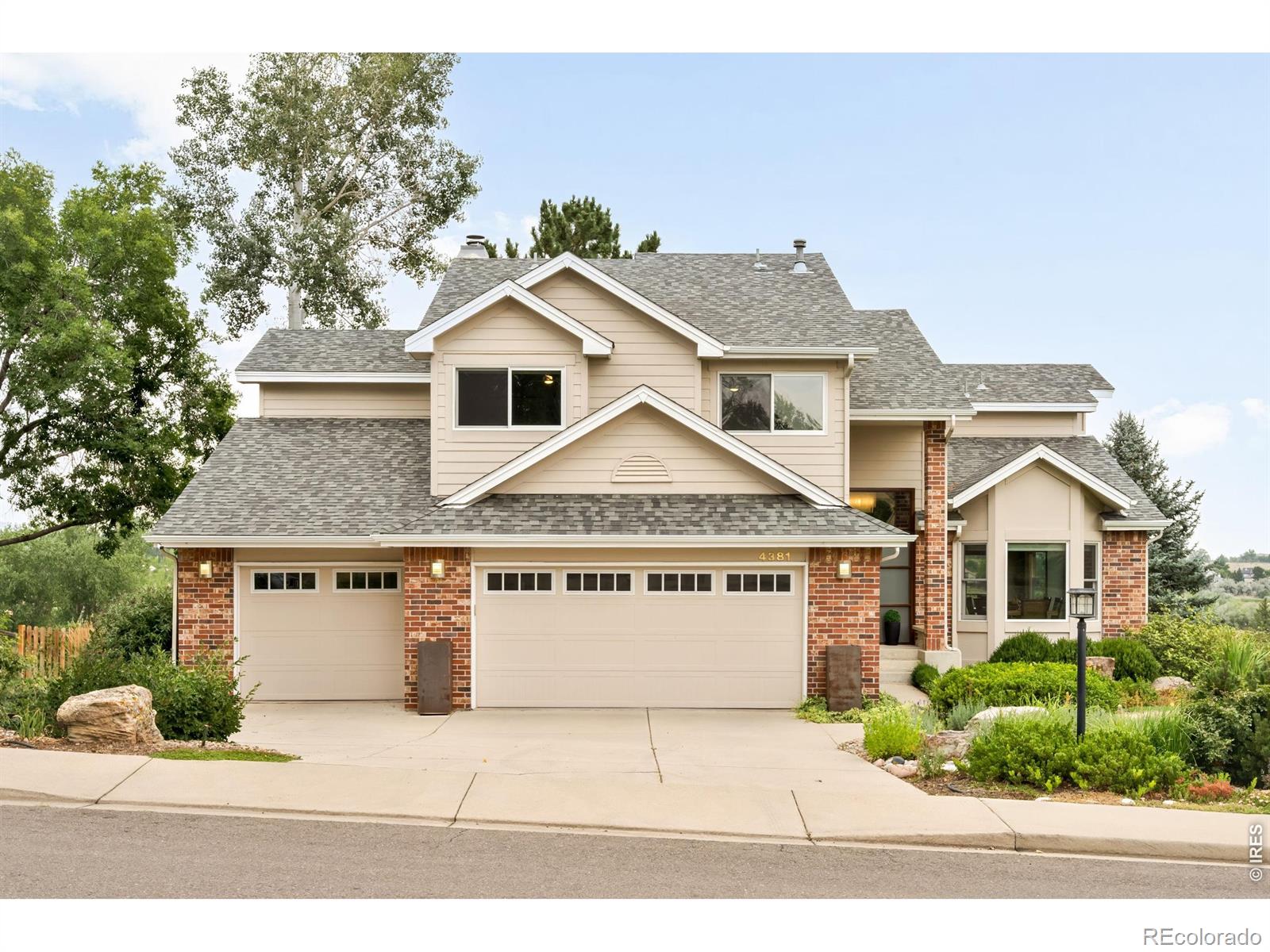  Longmont Home | MLS #: 45678910666314381  Pebble Beach Drive, Longmont Beds: 4 Baths: 4 Price: $1,600,000