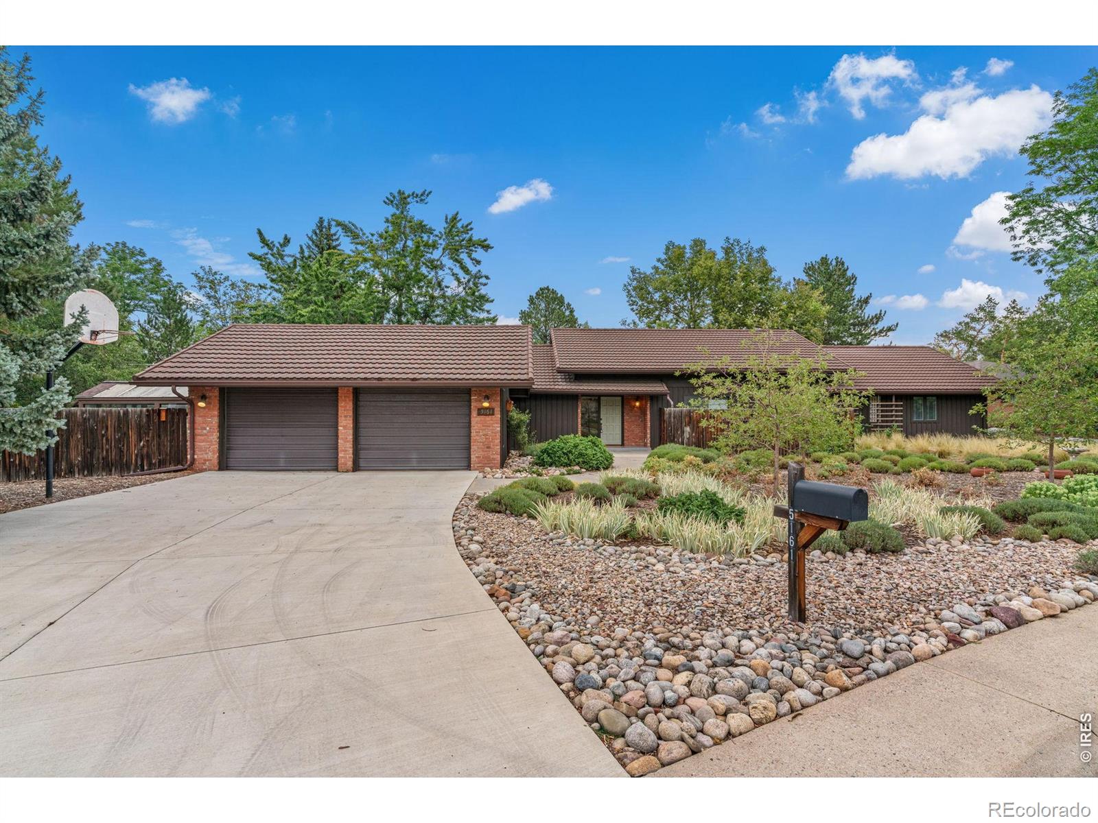 Country Club Park Boulder Home | MLS #: 45678910666325161  Laurel Avenue, Boulder Beds: 3 Baths: 2 Price: $1,100,000