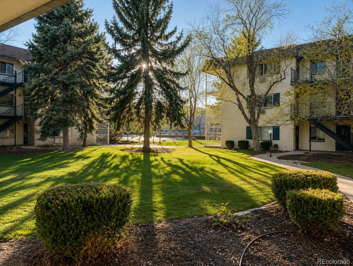 2225 S Jasmine Street, denver&nbsp; House Search MLS Picture