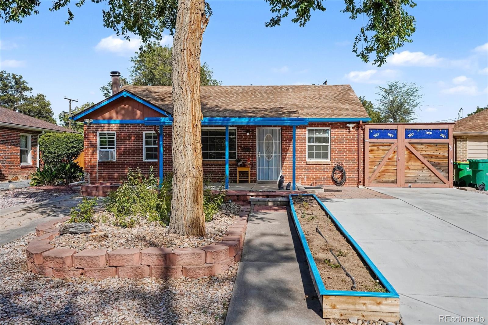 aurora&nbsp; House Search Picture