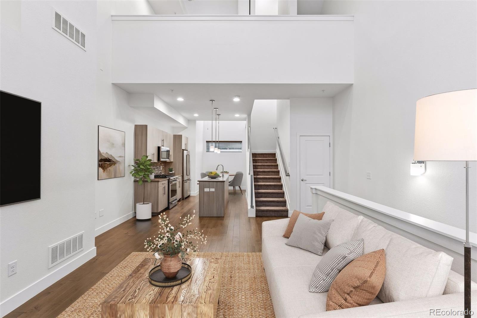  Denver Condo / Townhome | MLS #: 60504392733 W 28th Avenue 7, Denver Beds: 2 Baths: 4 Price: $589,000