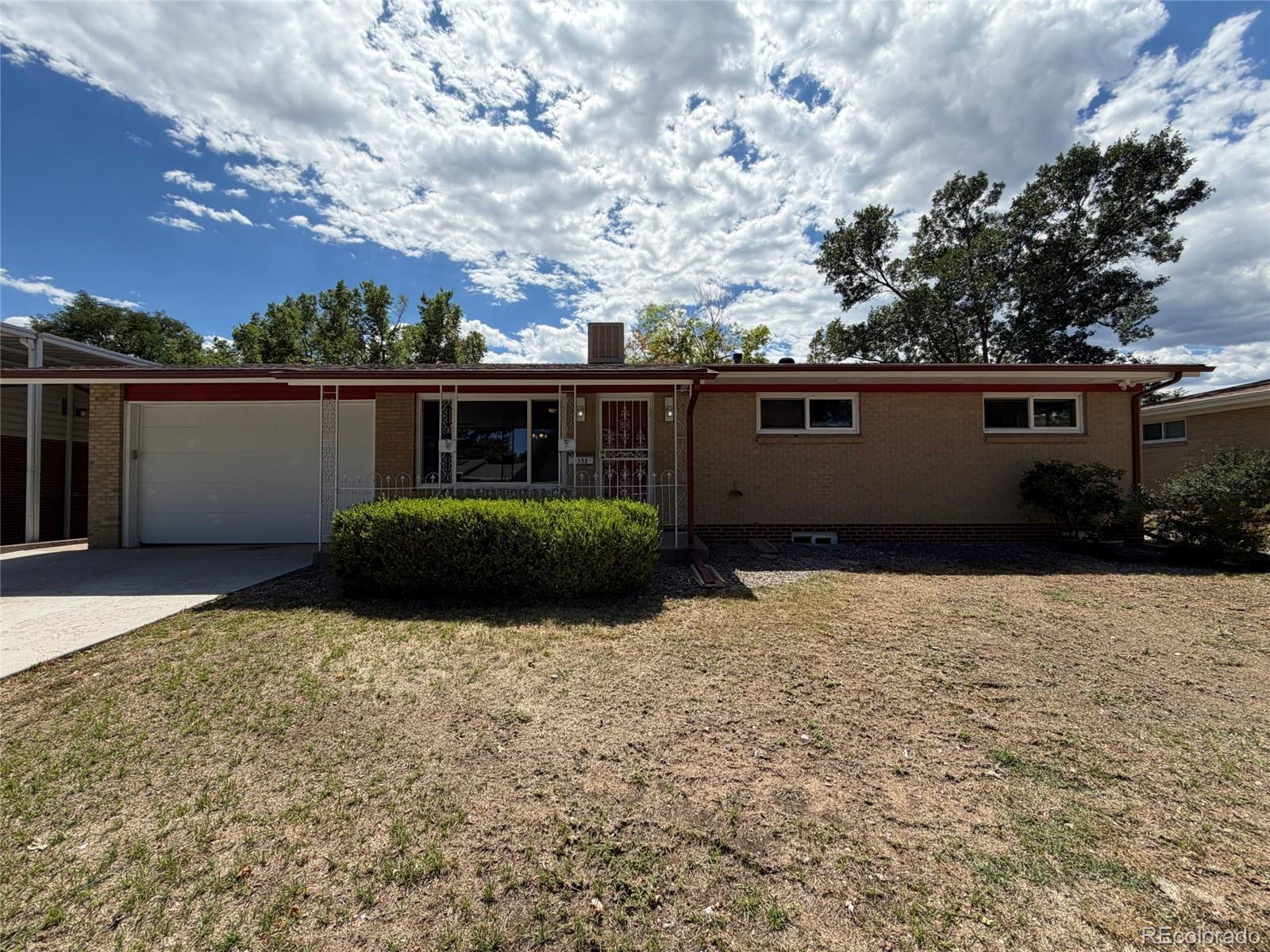 Centennial Acres Littleton Home | MLS #: 93241753352 W Aksarben Avenue, Littleton Beds: 4 Baths: 2 Price: $600,000
