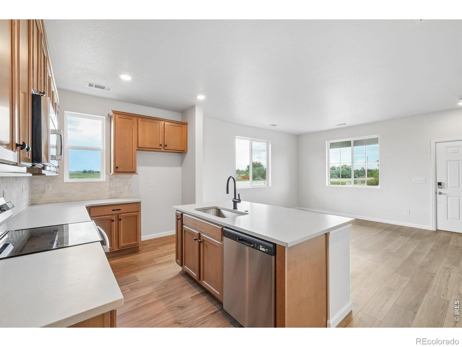 1470  Coral Place, longmont&nbsp; House Search MLS Picture