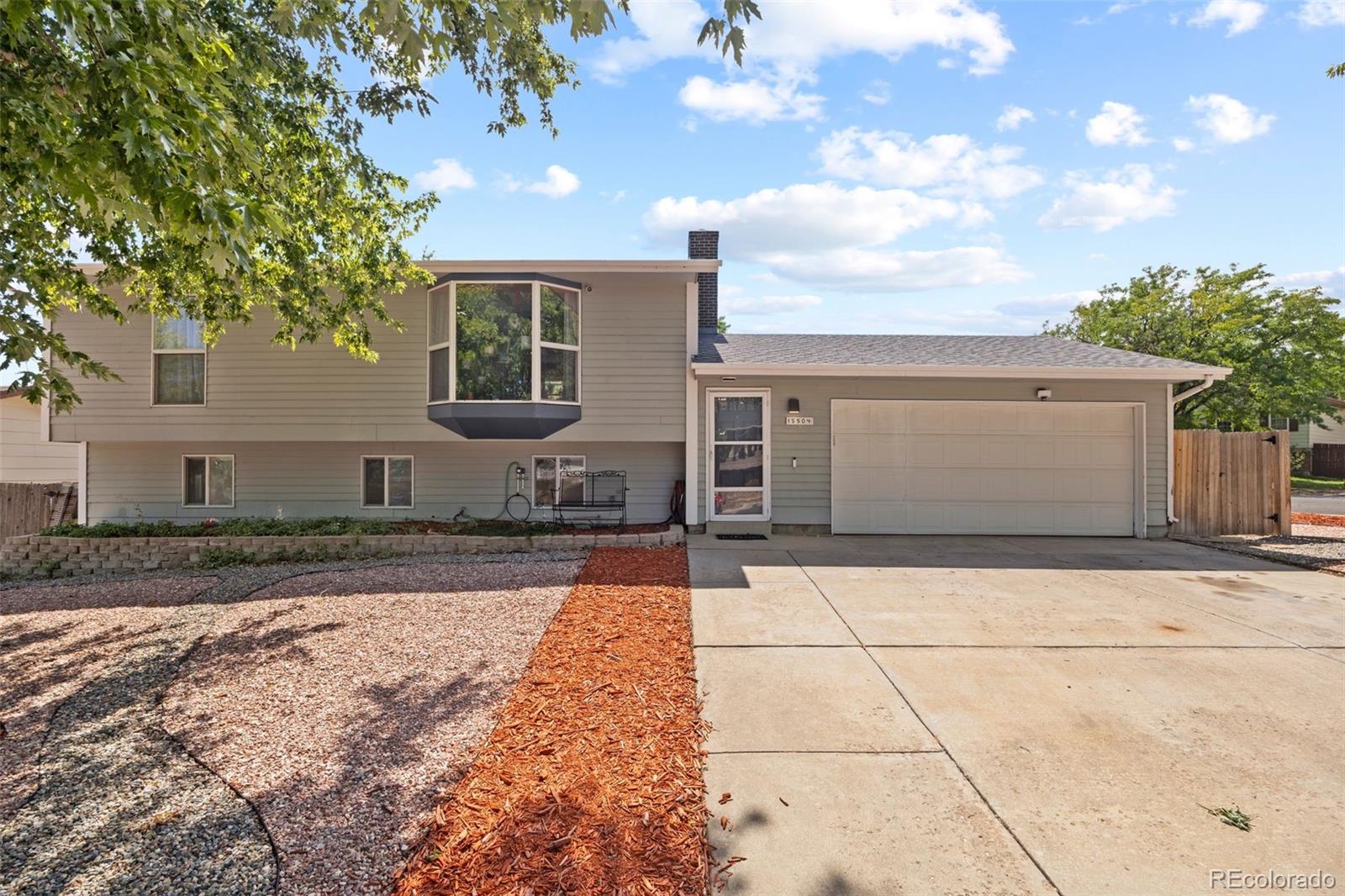 Kingsborough Aurora Home | MLS #: 316580215504 E Evans Avenue, Aurora Beds: 3 Baths: 2 Price: $408,000