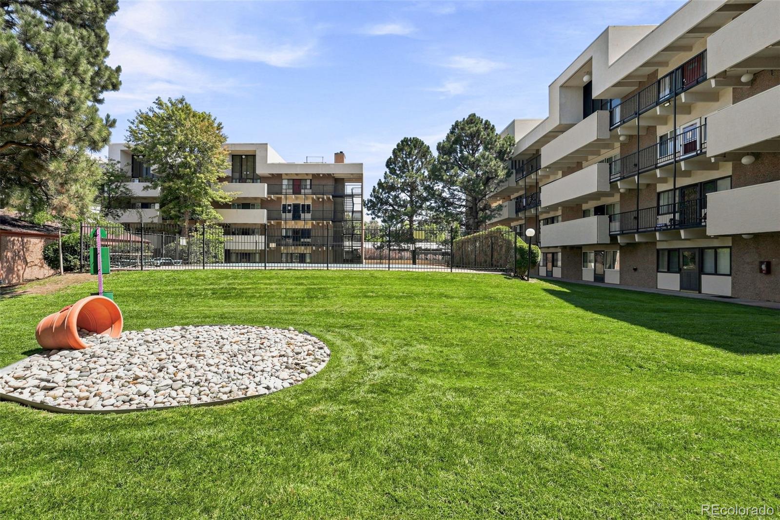 Edenbrook Aurora Condo / Townhome | MLS #: 1872928384 S Ironton Street 111, Aurora Beds: 1 Baths: 1 Price: $125,000