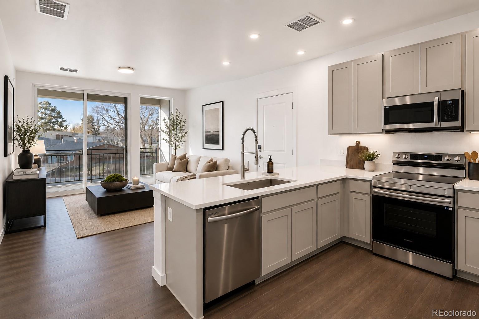  Denver Condo / Townhome | MLS #: 99107311650 N Sheridan Boulevard 105, Denver Beds: 2 Baths: 1 Price: $424,990
